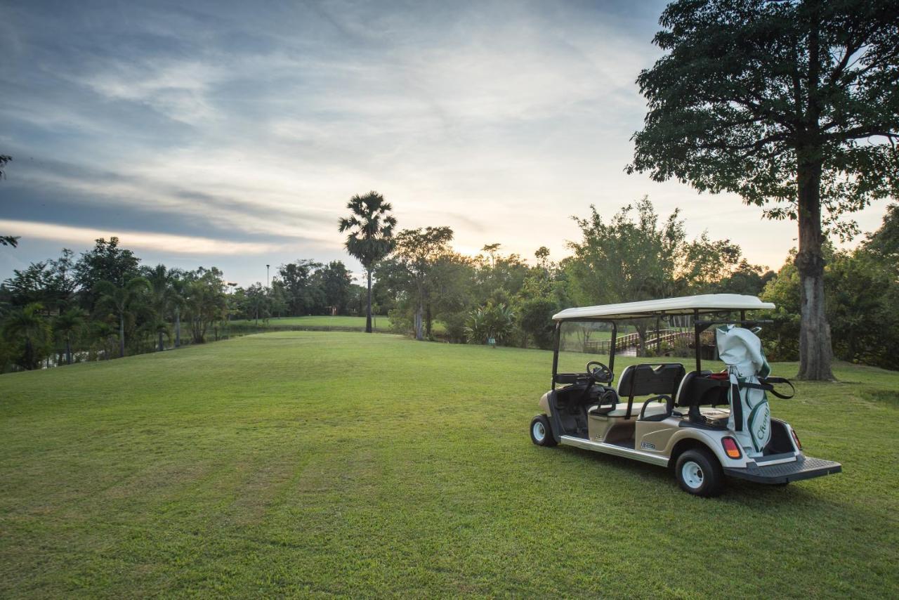 Baan Suan Khun Ta And Golf Resort Убонратчатхані Екстер'єр фото